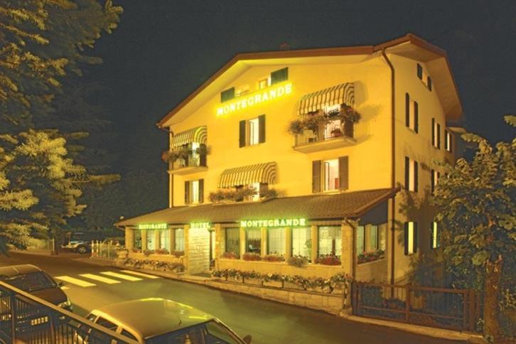Hotel Montegrande Vidiciatico Exteriér fotografie